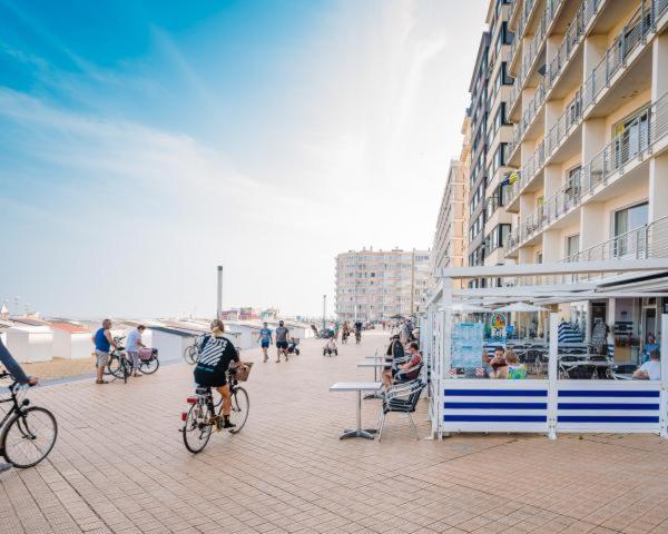 Zonnig Aan Zee In Mariakerke Oostende Exterior foto